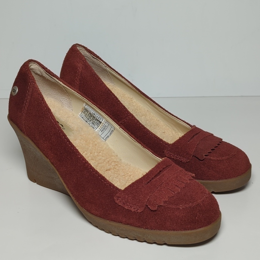 UGG Australia Reese wedge moccasin loafer shoes woman's size 6 EU 37